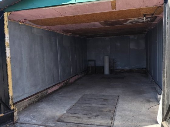 Здам гараж металевий  ринок Троєщина