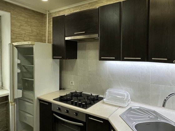 Сдам 1к. Махачкалинская/ 250 маршрут  Капитальный ремонт.  Газ. Одесса