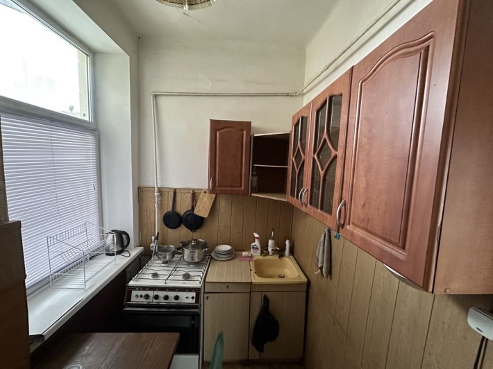 Здам 1 кімн. + 1 кімн.прохідна(маленька) в Залізничному районі. - фото 1