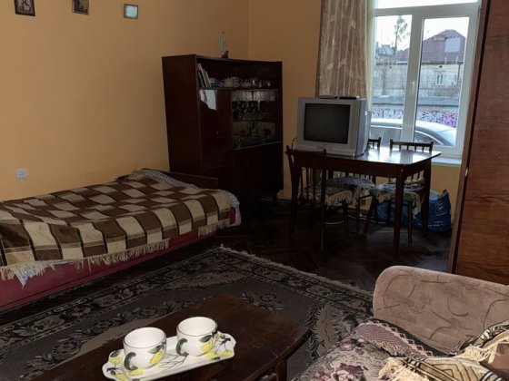 Орена 1 кімнатна квартира ст. Підзамче( недалеко Форуму) Львів