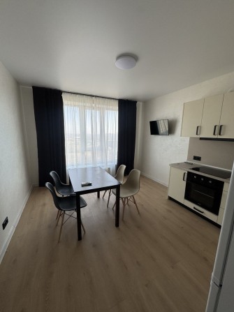 Сдам 1 комнатную квартиру в ЖК Острова Гаваи - фото 1