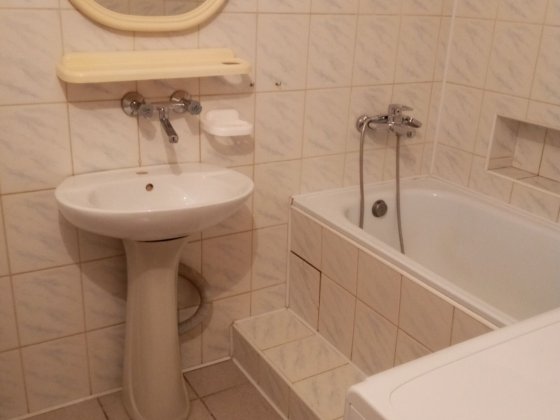 Оренда хорошої чистої 2 кім.квартири в.В.Великого.