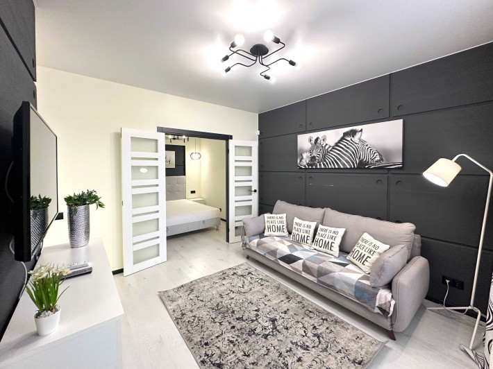 ЖК Волошковий, 1-кімн, квартира, вул Щаслива 43, Софіївська Борщагівка - фото 1