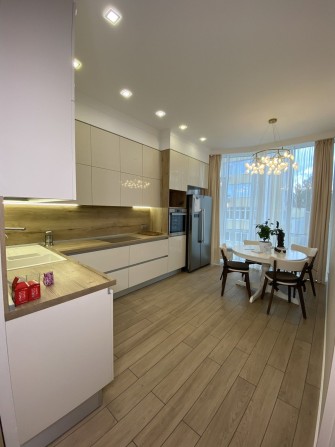 Аренда 25 Жемчужина Кадор Новострой Музкомедия Итальянский Бульвар - фото 1