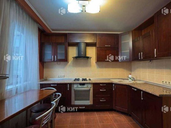 3к. 70м2 Салтівка (Сев. Салтовка , ул.Гвардейцев-Широнинцев 91)132051 Харків