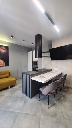 Сдам нереально красивую 2к в ЖК Родос, Генуэзская, Аркадия - фото 1