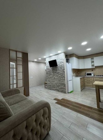 Сдам евродвушку на Фонтане,2эт. 3 спальных места. - фото 1