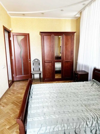 Трехкомнатная кв. Холодная Гора. Автономное отопление. - фото 1