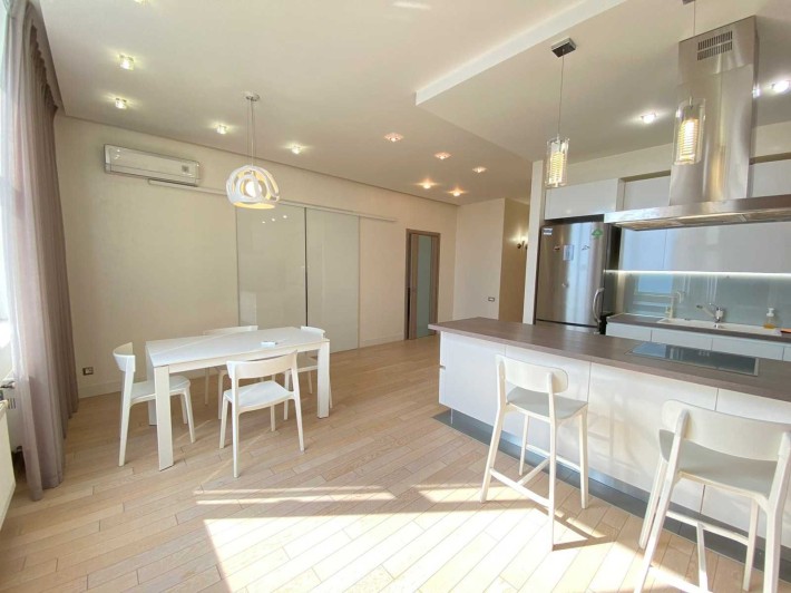 большая 2х ком квартира в жк Первая Жемчужина, Аркадия - фото 1