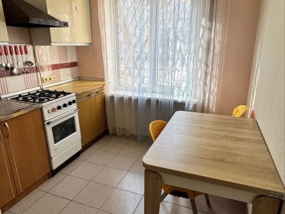 Сдам квартиру по Днепродороге Одеса