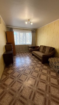 Сдам квартиру ( гостинку) Салтовка Гарибальди Студенческая - фото 1