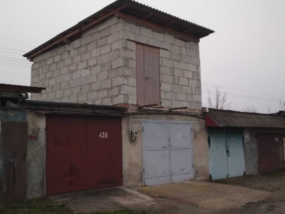 Гараж-склад (двоповерховий) Угринов