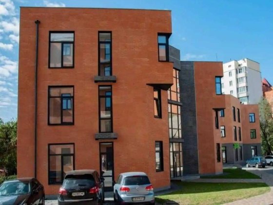 Паркомісце 20 м.кв. під виплату Чабани