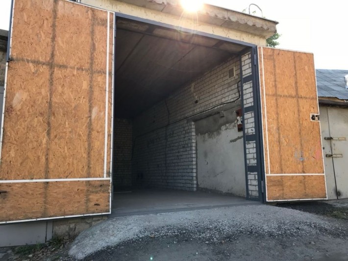 аренда гаража пр.Богдана Хмельницкого 42 - фото 1