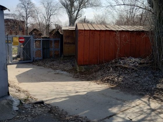 Здам металевий гараж р-н. Площа Поляка. Центр.