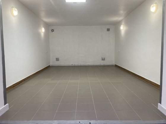 Гараж Ластівка княгині Ольги оренда