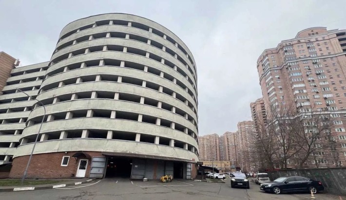 Паркомісце(Власник) вул.Голосіївська 13в, ЖК ,,Голосієвоʼʼ - фото 1