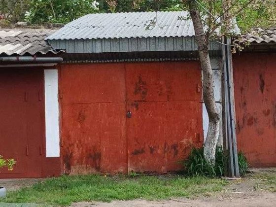 Сдаю гараж в центрі міста