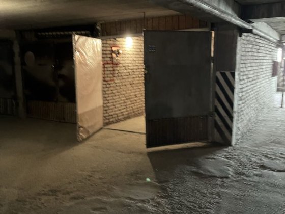 Оренда гаража по вул Б Хмельницького Грінченка є світло охорона відеон