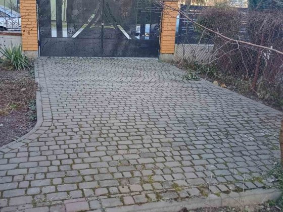 Оренда паркомісця по вул.І.Т.Куровця колишня Боткіна