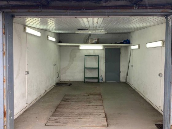 Сдам гараж большой с пристройкой можно под склад