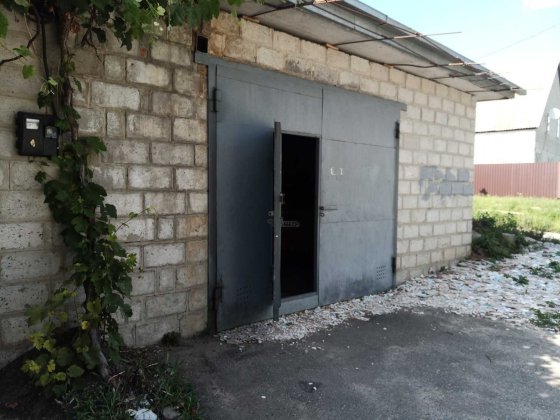 Сдам гараж в Харькове в Инд районе(роганск жилм, 1 машина) Харків