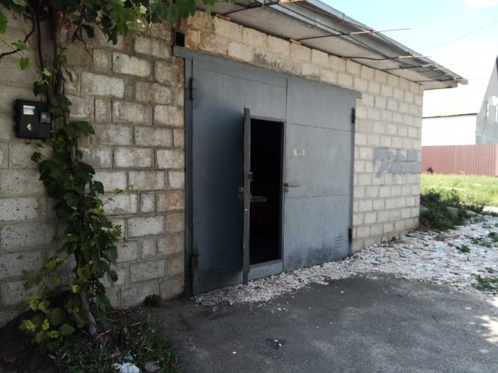 Сдам гараж в Харькове в Инд районе(роганск жилм, 1 машина) - фото 1