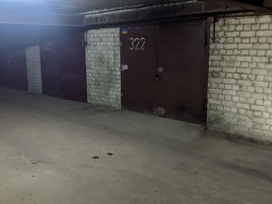 Сдам гараж метро Бекетова  на длительный срок.