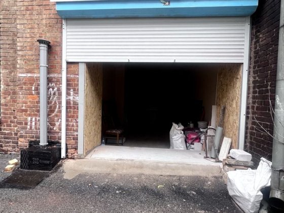 Гараж, 25 кв м. Центр, майдан Павлівлівський.