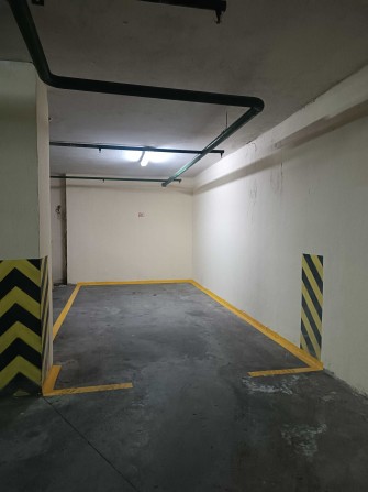 Оренда паркомісця Срібнокільська,1 Позняки - фото 1