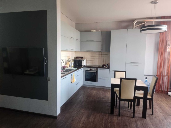 Здається 2 кімнатна квартира, вул. Євгенія Єніна (Бакуліна), Центр - фото 1