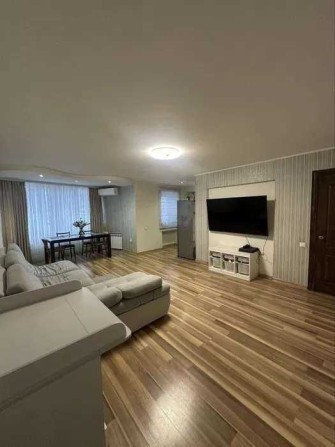 Здається 4к квартира, Нові будинки - фото 1