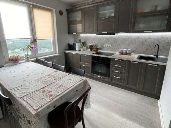 Продаж 2-к квартири вул. батальйону Шейха Мансура 1а Киев