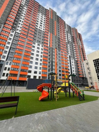 Продаж 2 кімнатної квартири на вул. Володимира Сосюри 6б, ЖК "Дніпровська мрія" - фото 1