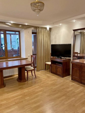 Продаж 3к квартири вул. Братства тарасівців 12/37 Харківський масив Дніпровський район Лівий берег. - фото 1