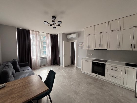 Продам 1 кімн. з ремонтом ЖК «Династія» Киев