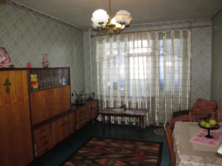 Продам 2 кім. квартиру по вул. Г.Сокальського (р-н Міської лікарні) - фото 1