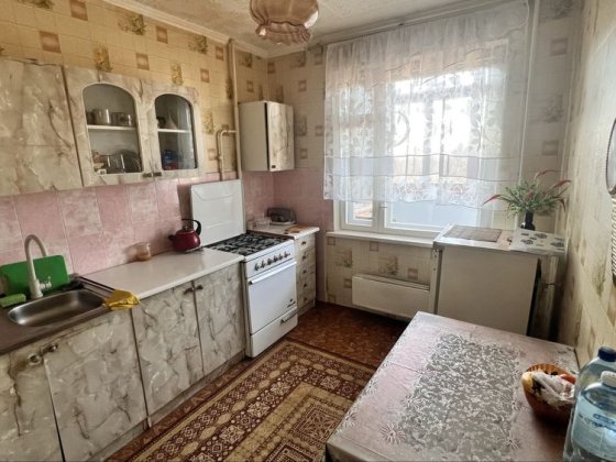 Терміново продам 2кім.кв на Червоній горі Бердичів