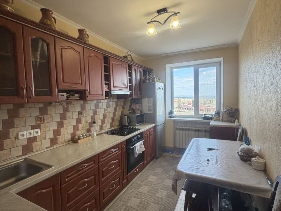 Продам 3-ком квартиру ул Победа Білгород-Дністровський