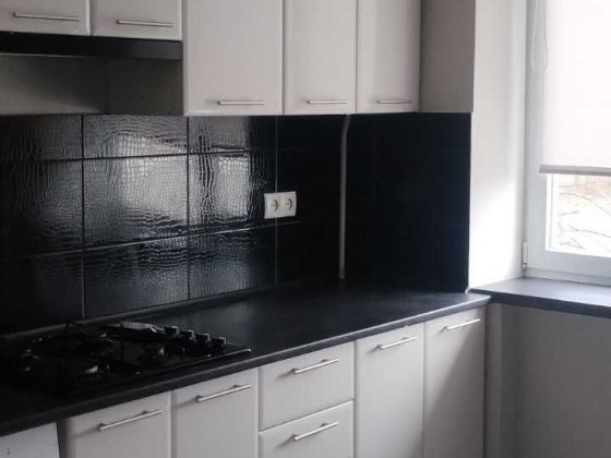 Двокімнатна "Сталінка" з автономним опаленням 43500$ Александрия