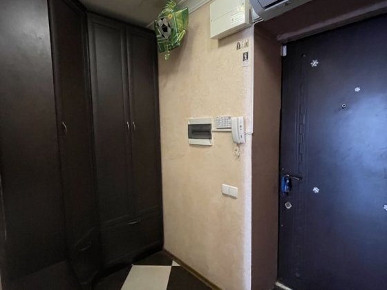 Продам 2-ком квартиру с гаражом по ул. Южная. Білгород-Дністровський