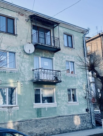 Продається 3-кімнатна квартира в центрі м. Борщів - фото 1