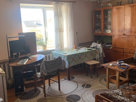 Продаж  3-х кімнатної  квартири алом 24кв.м 60,9кв.м з підвалом 24кв.м Борщів