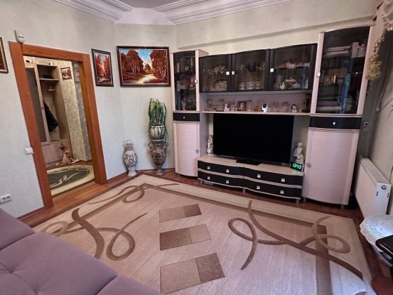 Продам 2кв.АОгаз.(За програмою Є Відновлення)Центр,сталинка,2я линия 3 Кам'янське