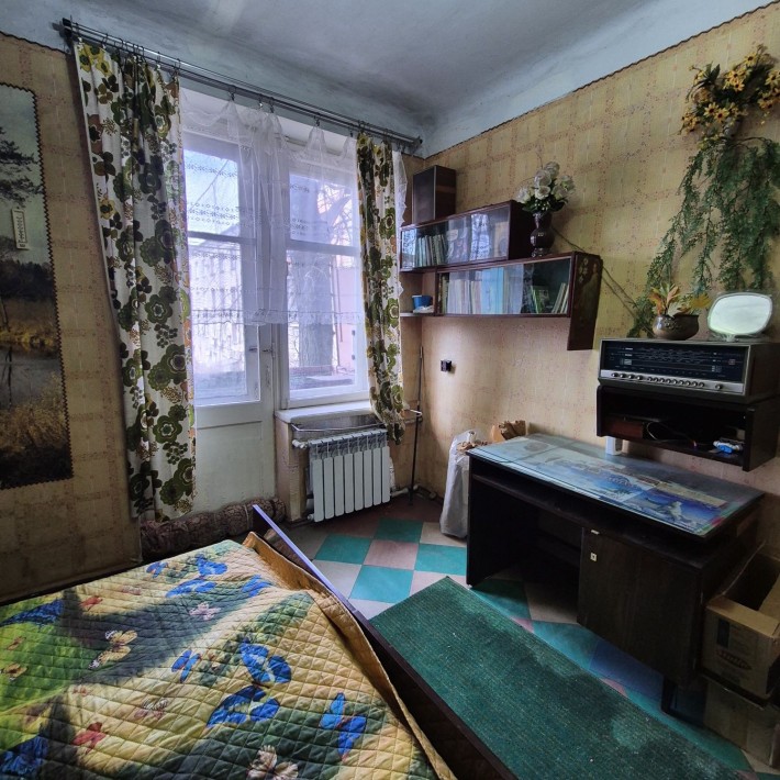 Продам 2х ком.  Центр.часть Сталинка - фото 1