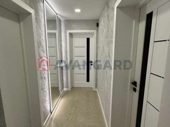 У продажі 2к квартира на 6 поверсі Кам'янське, Лівий берег !