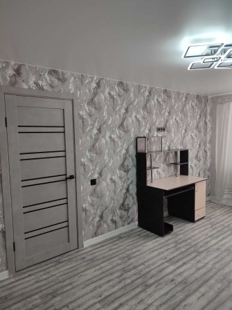 Продам 2-х с ремонтом, с мебелью и техникой - фото 1