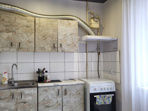 Продам 1-к,  квартиру ,р-н  левый 11 МКР. Каменское