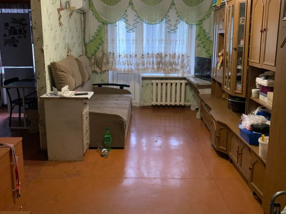 Продається 2-х кімнатна квартира на Черемушках. Каменское