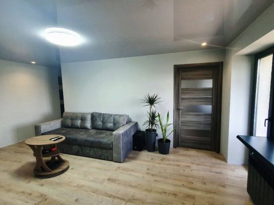 Продаж 3к у ЦЕНТРІ, ремонт, меблі, техніка,  Є- Відновленн Кам'янське